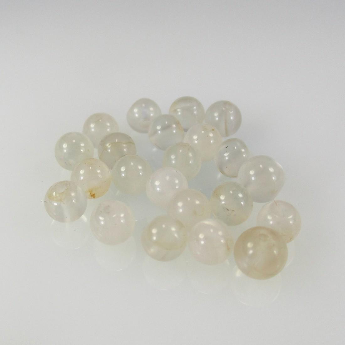 15.30 Ctw Natural 24 Drilled Moonstone Round Ball Beads: No Reserve! Title: 15.30 Ctw Natural 24 Drilled Moonstone Round Ball Beads Stone Clarity: Transparent Gemstone: Blue Moonstone Beads Carat Weight: 15.3 Dimensions: 4.60 to 5.20 mm / 24 PC's Additional
