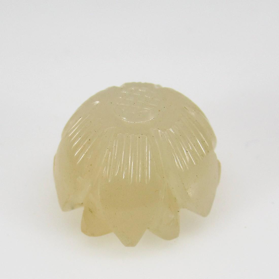 17.31 Ctw Natural Moonstone Carving: No Reserve! Title: 17.31 Ctw Natural Moonstone Carving Stone Clarity: Semi-Transparent Gemstone: Moonstone Carat Weight: 17.31 Dimensions: 15.40 x 14.90 x 11.70 mm Additional Information: Carving / To