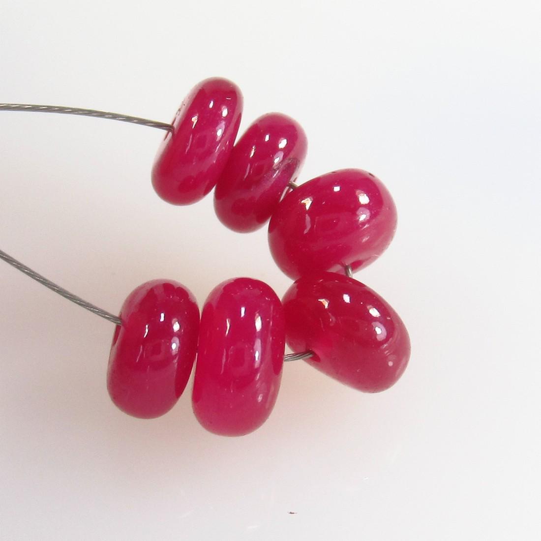 10.30 Ctw Natural 6 Drilled Red Ruby Round Beads (1 of 2)