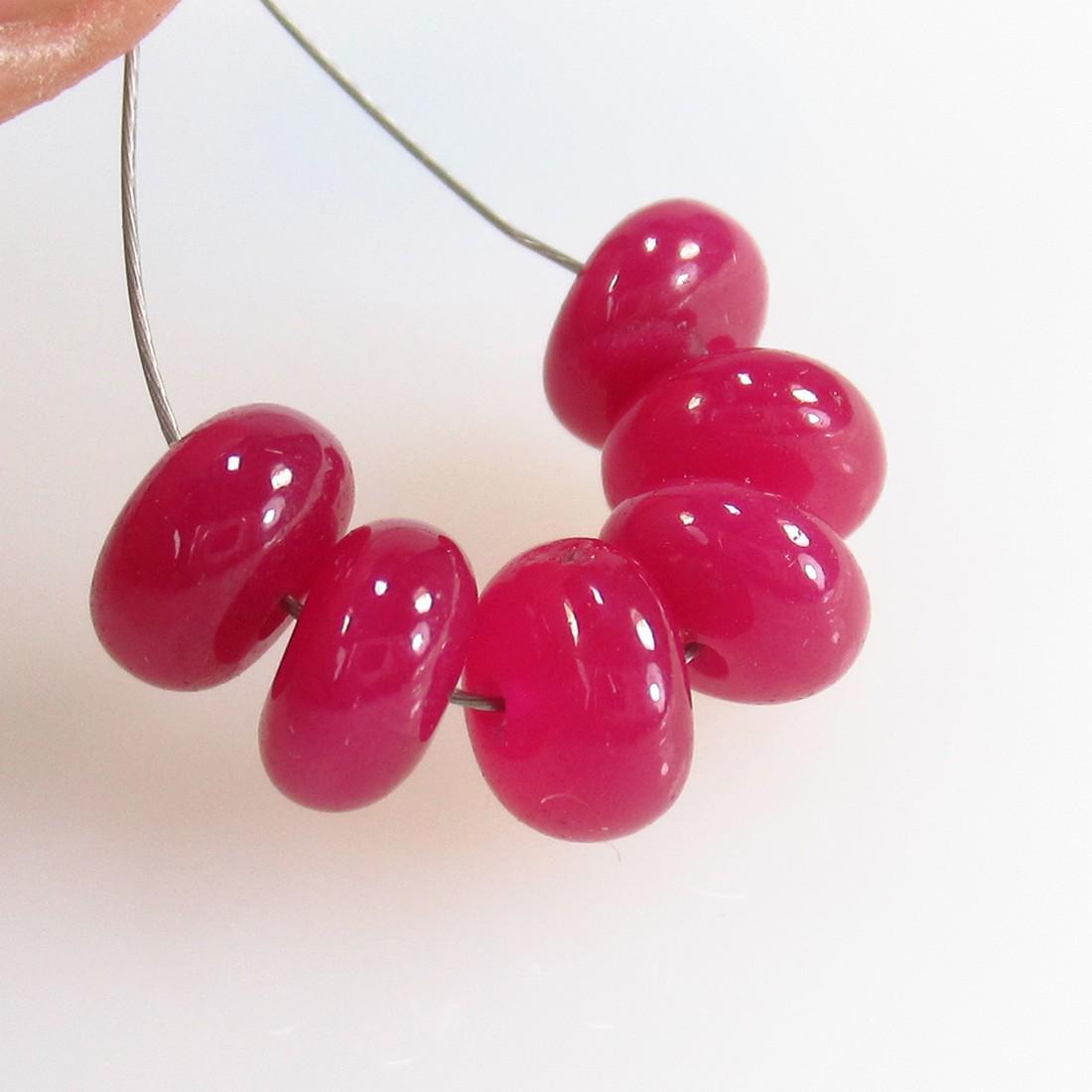 10.20 Ctw Natural 6 Drilled Red Ruby Round Beads (1 of 2)