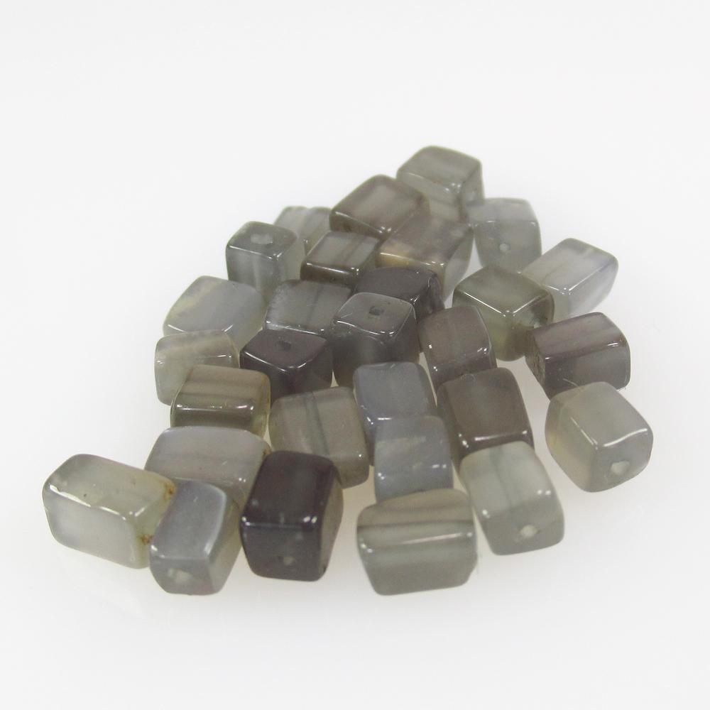 20.95 Ct Natural 29 Drilled Moonstone Square Beads (1 of 2)