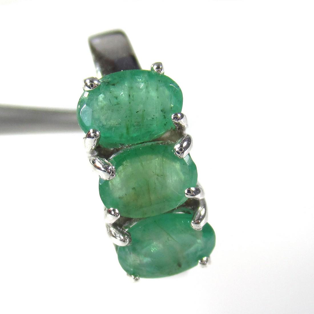 2.54 g 925 Sealed Silver Natural Emerald Ring (1 of 3)