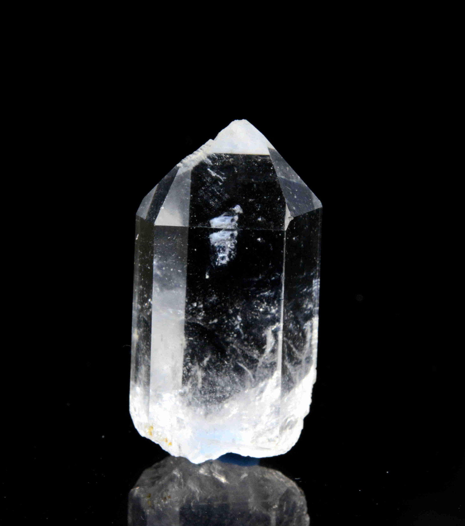 12 Gram Gorgeous & Clean Natural Quartz Specimen: No Reserve! Title: 12 Gram Gorgeous & Clean Natural Quartz Specimen Weight: 12 Gram Size/Dimensions: 33x18x14 mm Origin: Pakistan Shipping: Domestic: Flat-rate of $15.00 to anywhere within the contigu