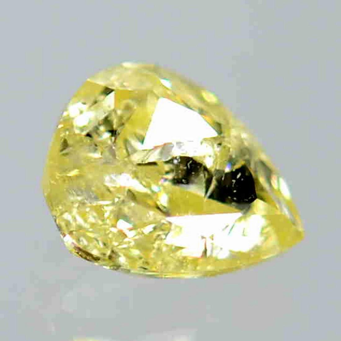 0.28 Cts Natural Pear Shape Fancy Diamond (1 of 2)
