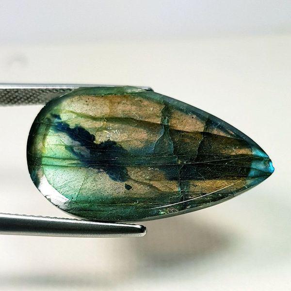 20.35 ct Natural Labradorite (1 of 5)