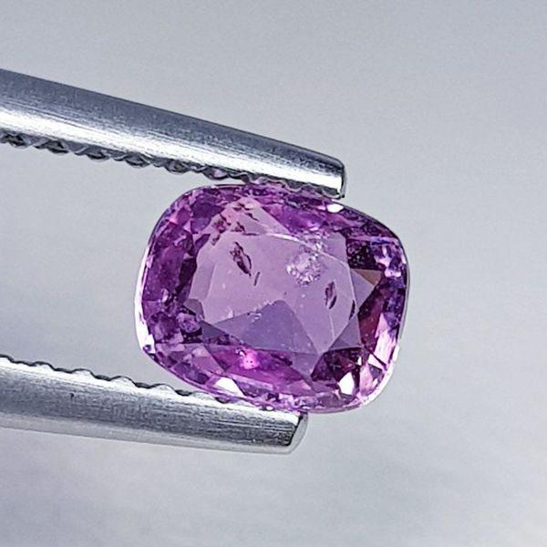 Natural Spinel Cushion Cut 0.87 ct: No Reserve! Title: Natural Spinel Cushion Cut 0.87 ct Color/Clarity: VS Carat Weight: 0.87 Dimensions: 5.70 x 4.70 x 3.10 Additional Information: Cushion - Burma Shipping: Domestic: Flat-rate of $10.