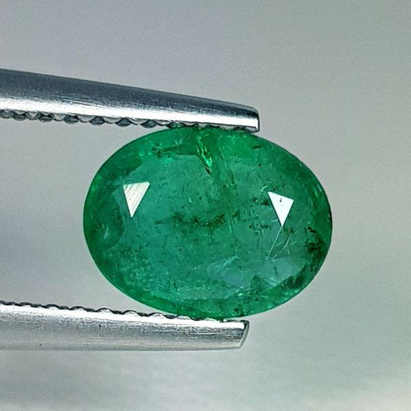 Natural Emerald Oval Cut 1.15 ct (1 of 5)
