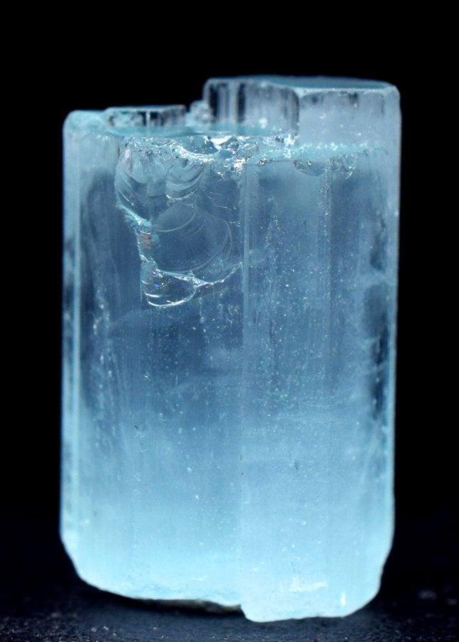 Aquamarine Crystal , Terminated Damage Free Natural: Materials Aquamarine, Crystal more Description Aquamarine Crystal , Terminated Damage Free Natural Aquamarine Crystal from Pakistan - Weight : 35.90 Carat Size : 22*13*12 mm Treatment : Natural Origin
