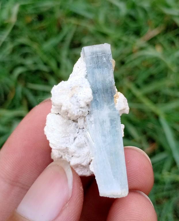 11 Gram Gorgeous Natural Aquamarine Specimen: Title: 11 Gram Gorgeous Natural Aquamarine Specimen Treatment: Natural Weight: 11 Gram Dimensions: 35x25x19 mm Origin: Pakistan Reserve: $20.00 Shipping: Domestic: Flat-rate of $15.00 to anywhere