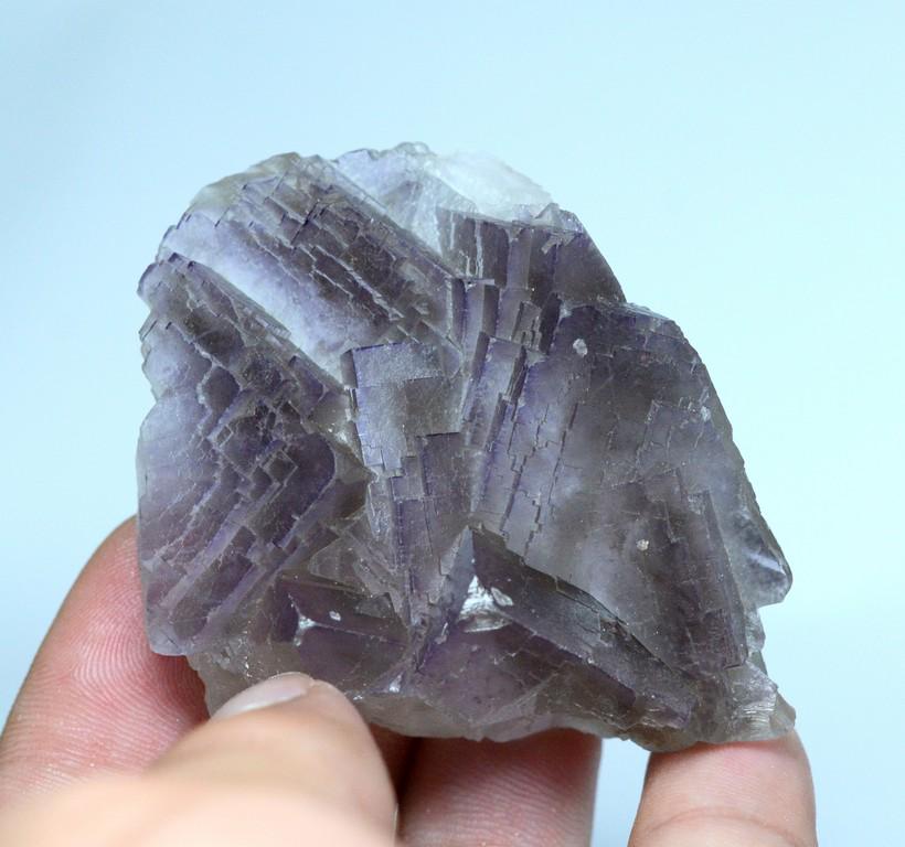 98 Gram Amazing Termination Purple Fluorite Specimen: Title: 98 Gram Amazing Termination Purple Fluorite Specimen Weight: 98 Gram Size/Dimensions: 51x48x24 mm Origin: Pakistan Reserve: $20.00 Shipping: Domestic: Flat-rate of $15.00 to anywhere within the