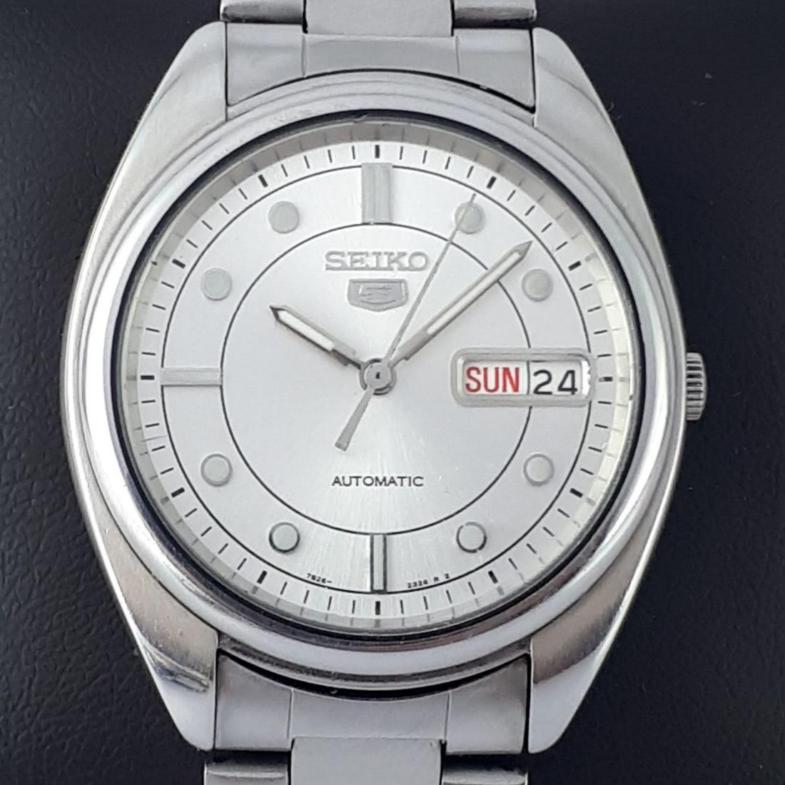 Seiko - Seiko 5 Transparent - Day-Date - Ref:7S26A -: Brand : Seiko Model : Seiko 5 Transparent - Day-Date Ref : 7S26A Gender : Men Movement : Automatic Type : Analogue wristwatch Total Lenght : 21,5 cm / 8,46 inch (Including Watch Case) Case Size