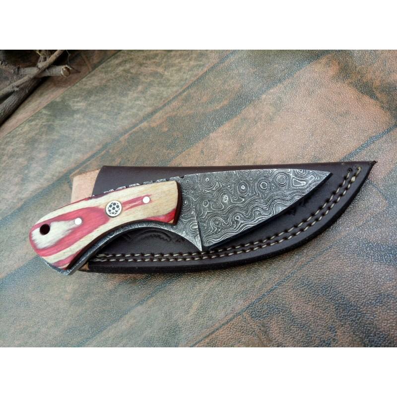 Camping damascus steel knife pakka wood (1 of 4)