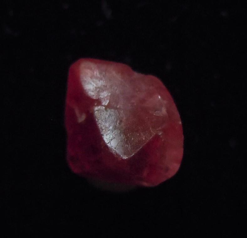 1.5 CT BI-PYRAMIDAL RUBY CRYSTAL - UNTREATED GEMSTONE: Title: 1.5 CT BI-PYRAMIDAL RUBY CRYSTAL - UNTREATED GEMSTONE Origin: Mogok Township, Mandalay Region, Myanmar Size: 0.6x0.44x0.36 cm / 0.3 gram Description: translucent, bi-pyramidal with naturally et