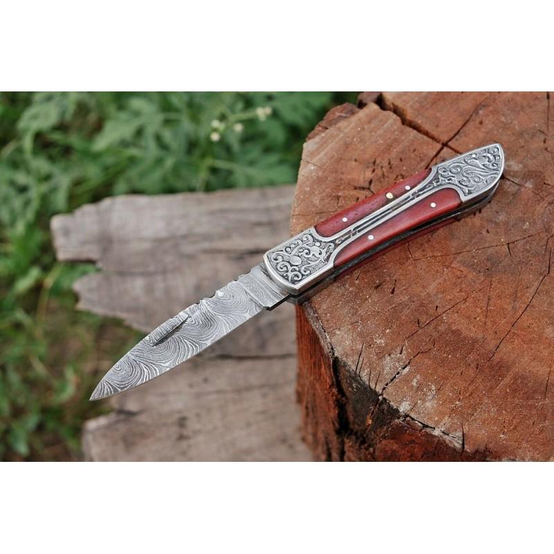 Exclusive pattern damascus steel knife olive wood (1 of 5)