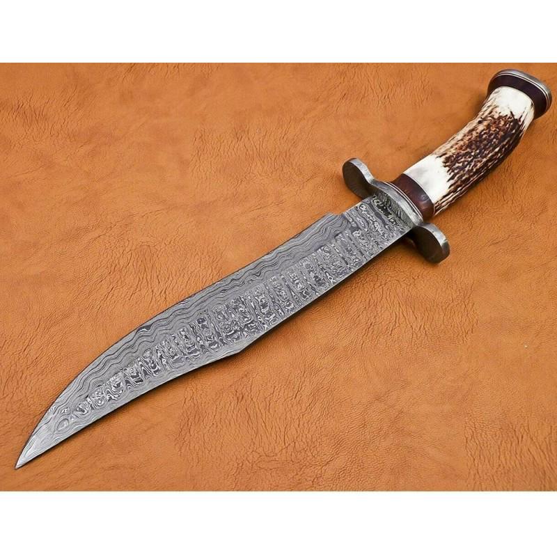 Combat damascus steel knife camping stage: Knife "Granite" Damascus knives are very durable, look great and keep sharpness perfectly. Damascus steel has high quality contents to give it an excellent edge and sharp cutting ability. The blade re