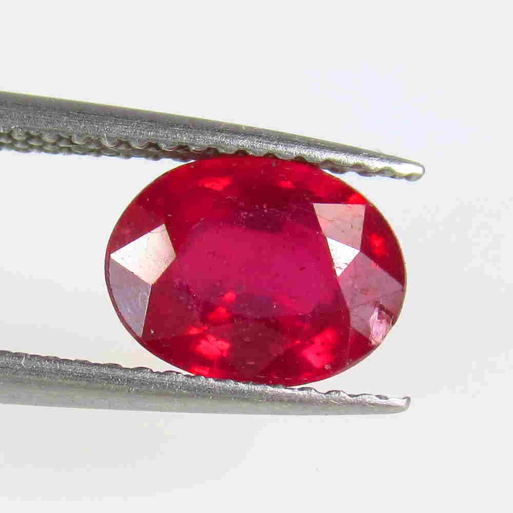 2.39 Ctw Natural Red Ruby Oval Cut (1 of 2)