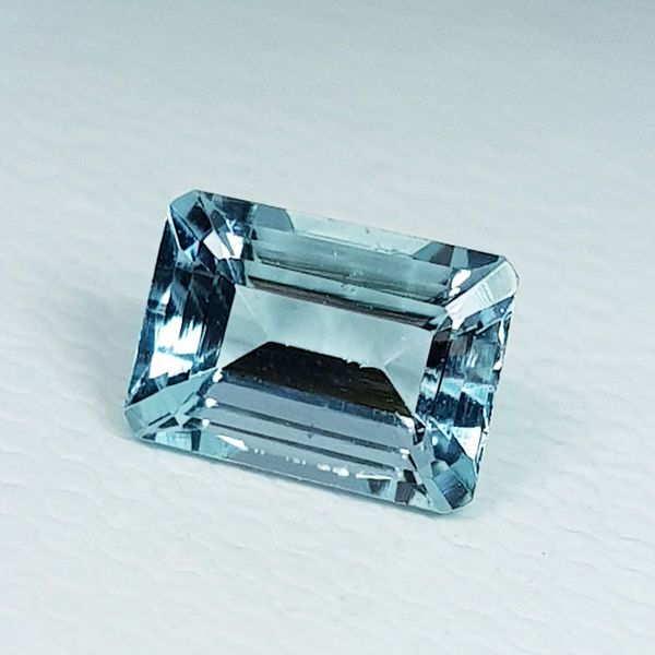 1.05 ct Natural Aquamarine Emerald Cut (1 of 5)