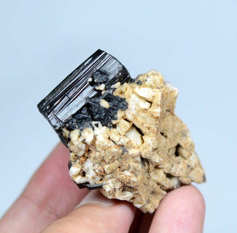 42 Gram Beautiful Natural Tourmaline With Feldspar: Title: 42 Gram Beautiful Natural Tourmaline With Feldspar Specimen Weight: 42 Gram Size/Dimension: 44x32x25 mm Origin: Pakistan Reserve: $10.00 Shipping: Domestic: Flat-rate of $15.00 to anywhere with