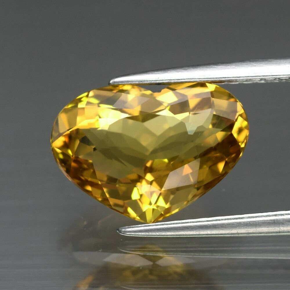 3.10ct 11.8x8.4mm IF Heart Natural Yellow Beryl: Title: 3.10ct 11.8x8.4mm IF Heart Natural Yellow Beryl Color/Clarity: IF Gemstone Type: natural/untreated Carat Weights: 3.1 Size/Dimensions: 11.8 x 8.4 x 5.7 Please ,note that the item may be shipped