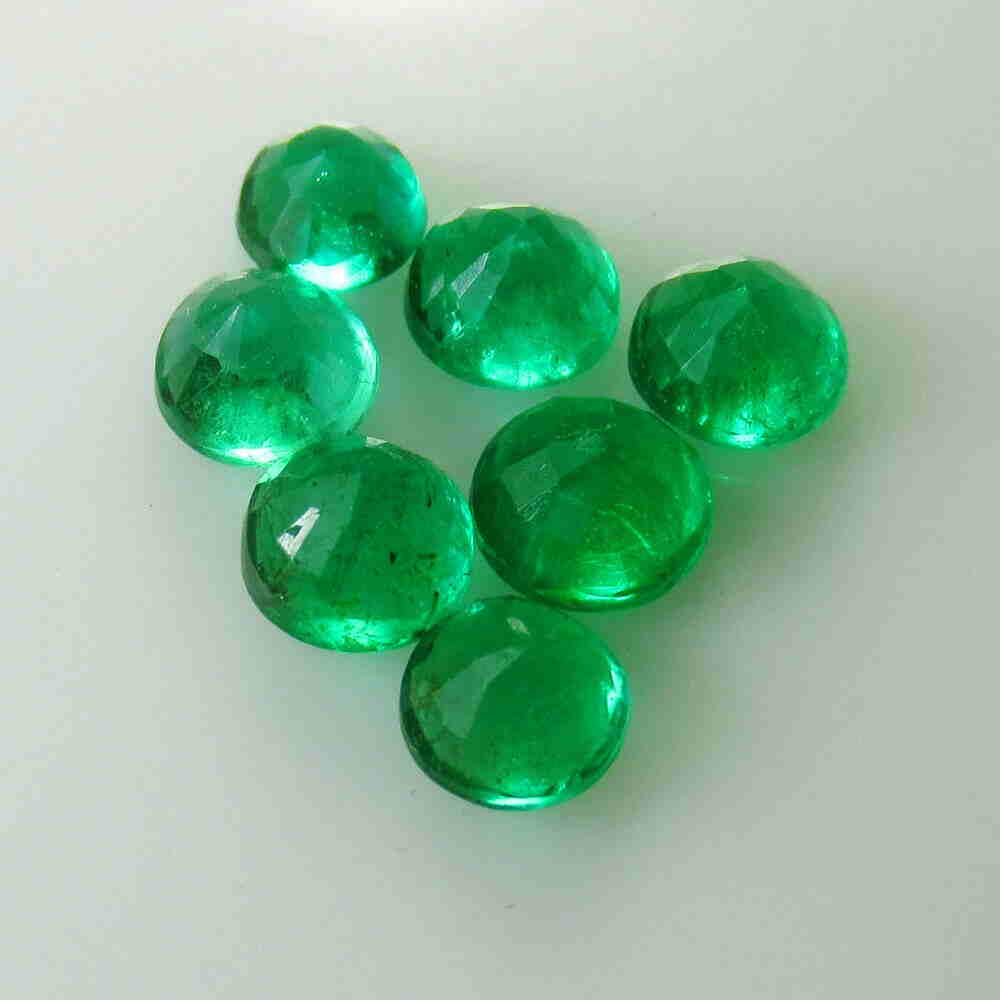 2.82 Ct Natural 7 Zambian Emerald Round Necklace Set (1 of 2)