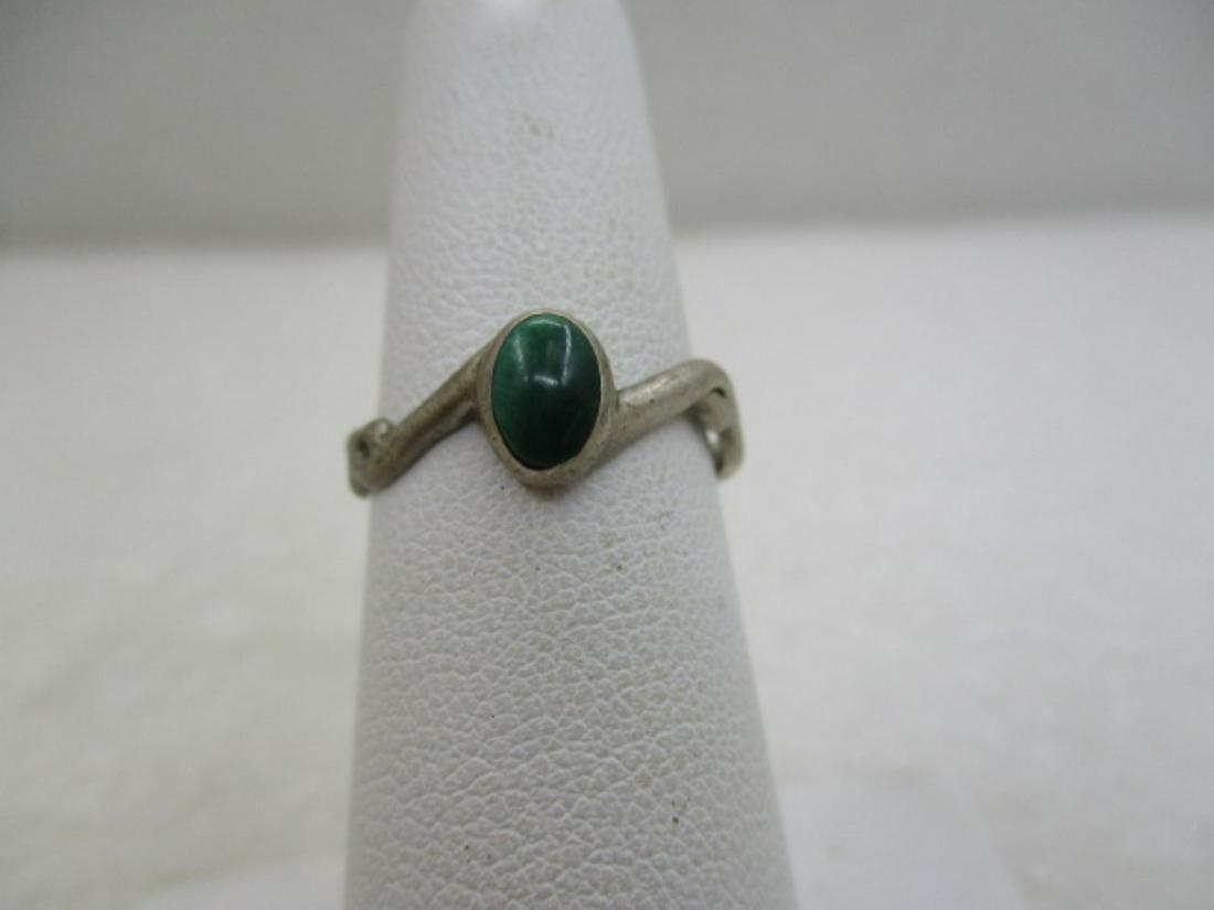 Vintage Southwestern Sterling Malachite Ring, Bypass,: Vintage Southwestern Sterling Malachite Ring, Bypass, Sz. 6. Weight is appx. 1.49. The stone is bezel set and appx. 7mm by 5mm in the bezel on top of the finger - the band is appx. 3mm at the widest p