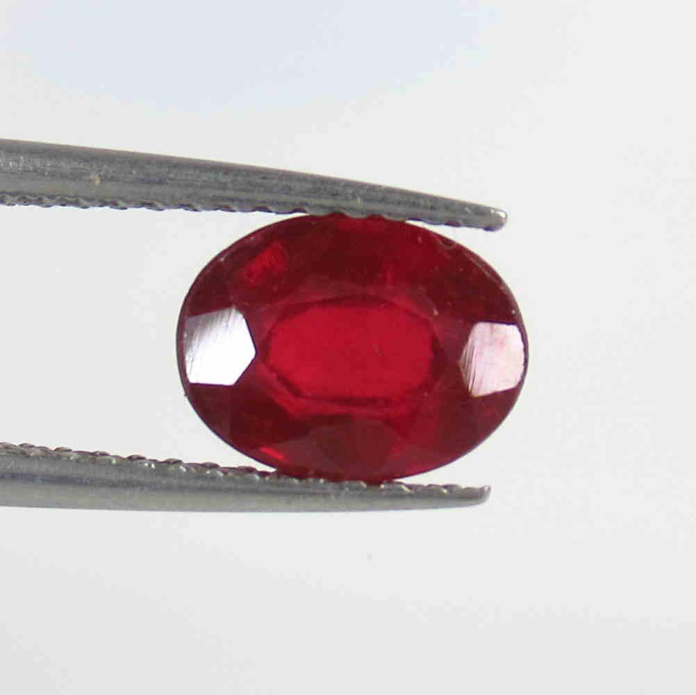 1.91 Ctw Natural Red Ruby Oval Cut (1 of 2)