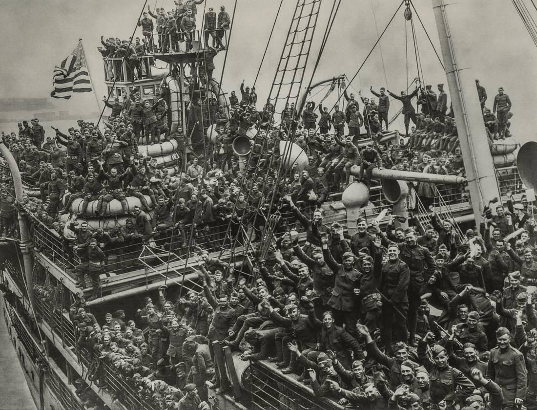 UNKNOWN - Soldiers Set Sail for "War to End All Wars": Artist: UNKNOWN Title: Soldiers Set Sail for "The War to End All Wars", 1914 Medium: Photo Litho, 2003, China Dimensions: 10x7.7" Description: Heat Wax Mounted on 11x14" Conservation Board The Story: 