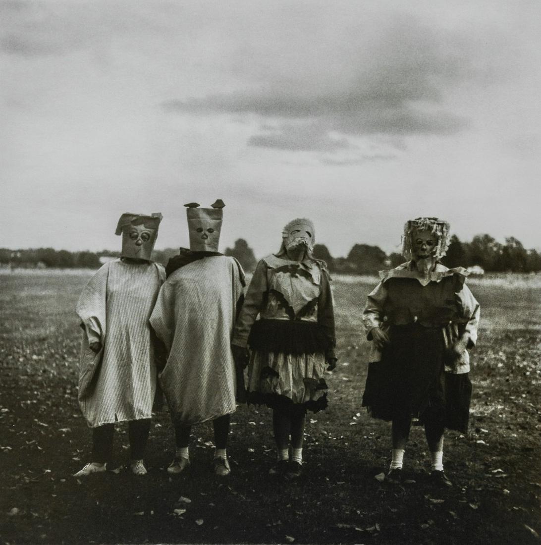 DIANE ARBUS - Untitled 4, 1970-71 (1 of 1)