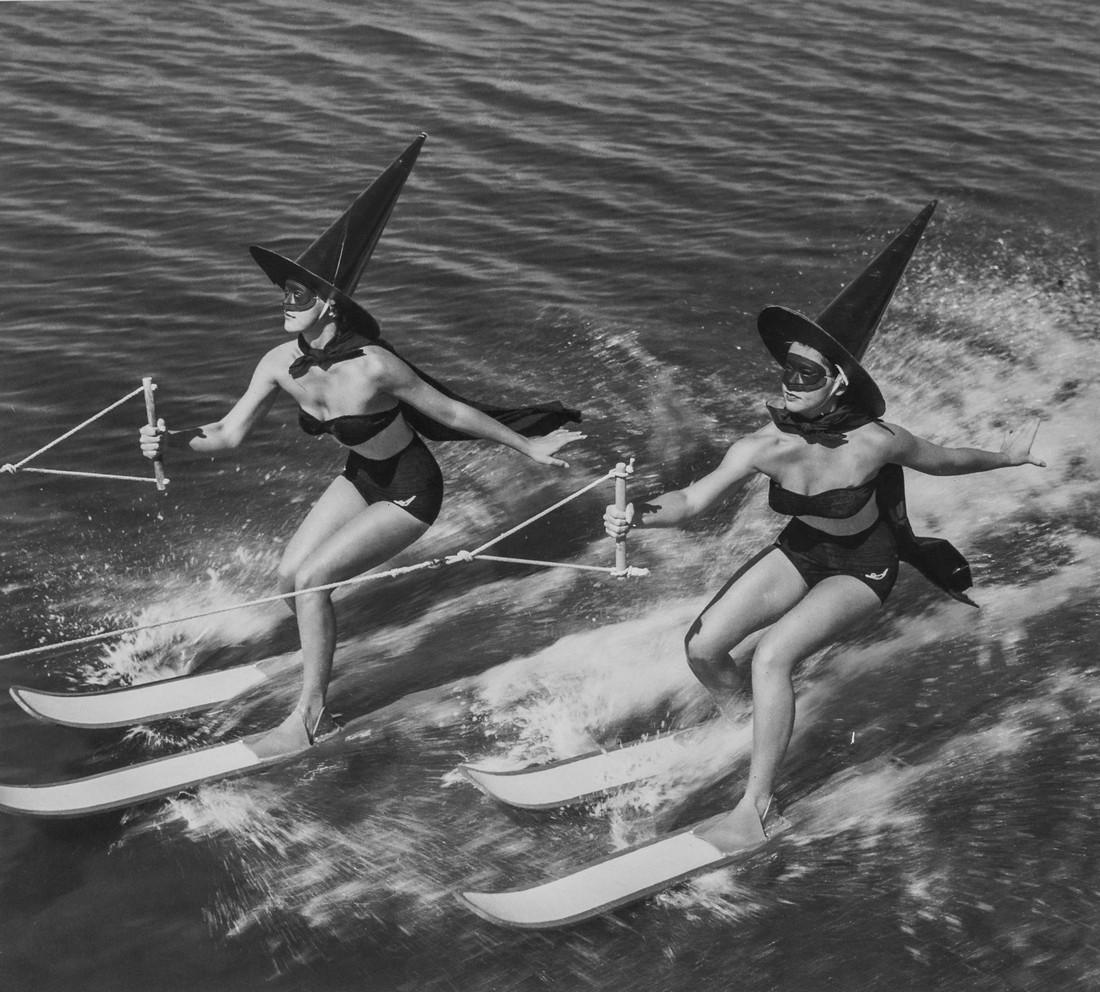 UNKNOWN - Water Witches, Cypress Gardens, FL, 1954 (1 of 1)