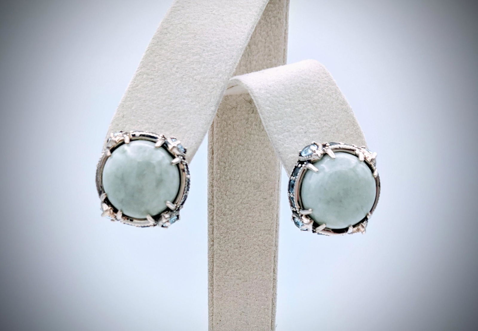 Sterling Silver Jade w Sky Blue Topaz Earrings (1 of 3)