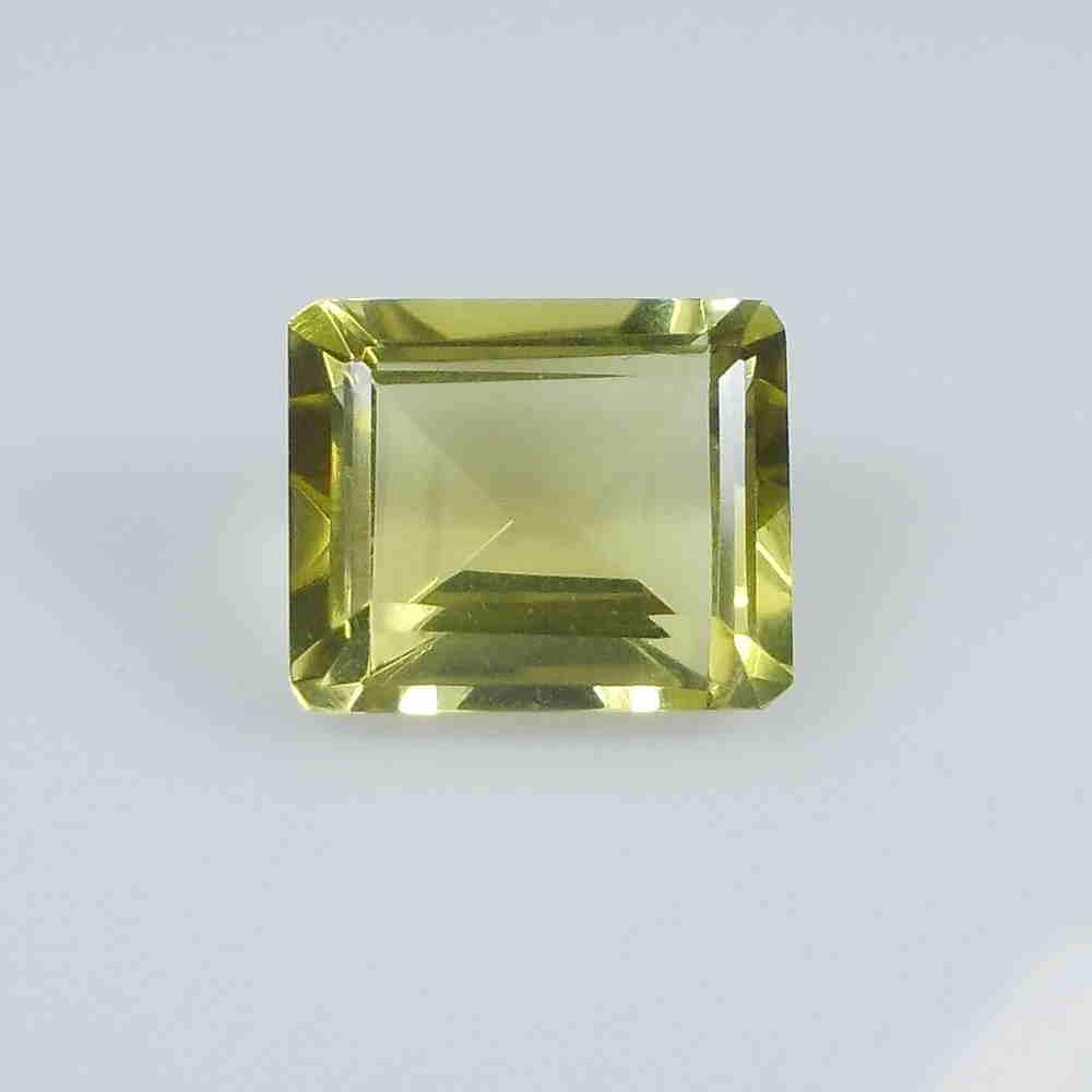 5.50 Ctw Natural Lemon Quartz Octagon Cut: No Reserve! Title: 5.50 Ctw Natural Lemon Quartz Octagon Cut Stone Clarity: VVS Gemstone: Lemon Quartz Carat Weight: 5.5 Dimensions: 11.70 x 9.80 x 6.40 mm Additional Information: Good Luster / Top Cl
