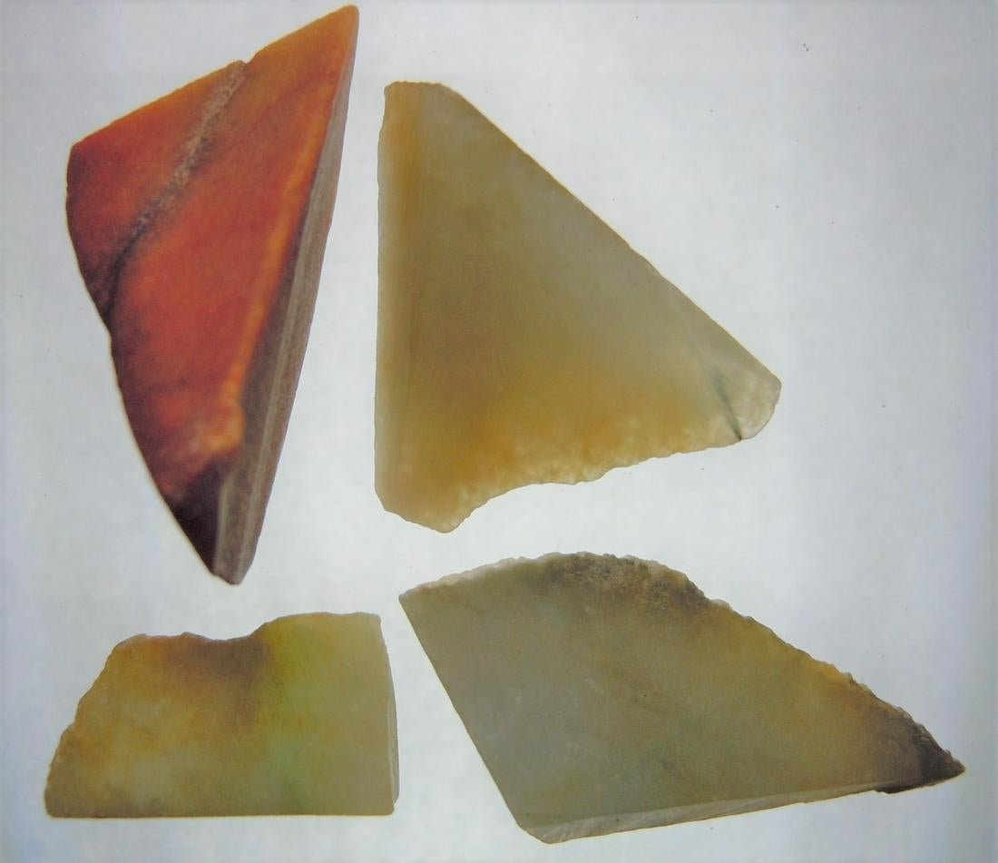 55.95 CT SET OF 4 GENUINE JADEITE JADE: Title: 55.95 CT SET OF 4 GENUINE JADEITE JADE Origin: Hpakant, Kachin State, Myanmar Size: 1.5-3 cm / 11.19 gram Description: set of 4 green and brown, translucent jadeite jade. untreated gemstones Re