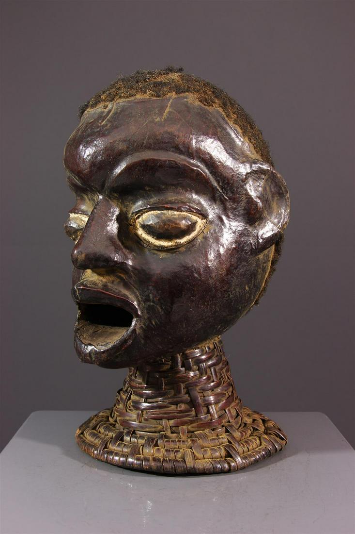 Ekoi/Ejagham crest mask - Nigeria - African Art Tribal: Title: Ekoi/Ejagham crest mask - Nigeria - African Art Tribal Art Description:This type of African cephalomorphic mask, which would represent the trophy head of an enemy, is found among the Efik, Keak