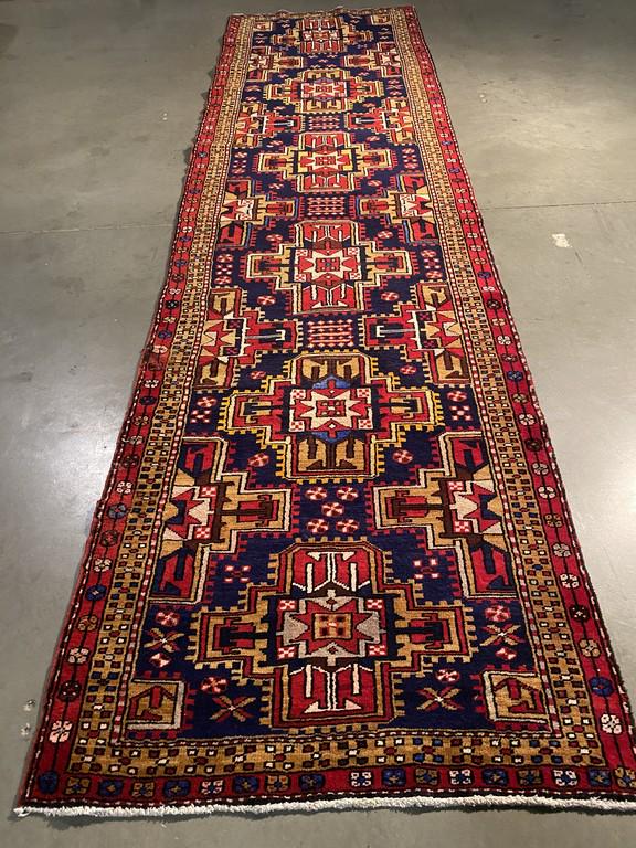 AUTHENTIC VINTAGE PERSIAN RUNNER 2.8x9.8 (1 of 8)