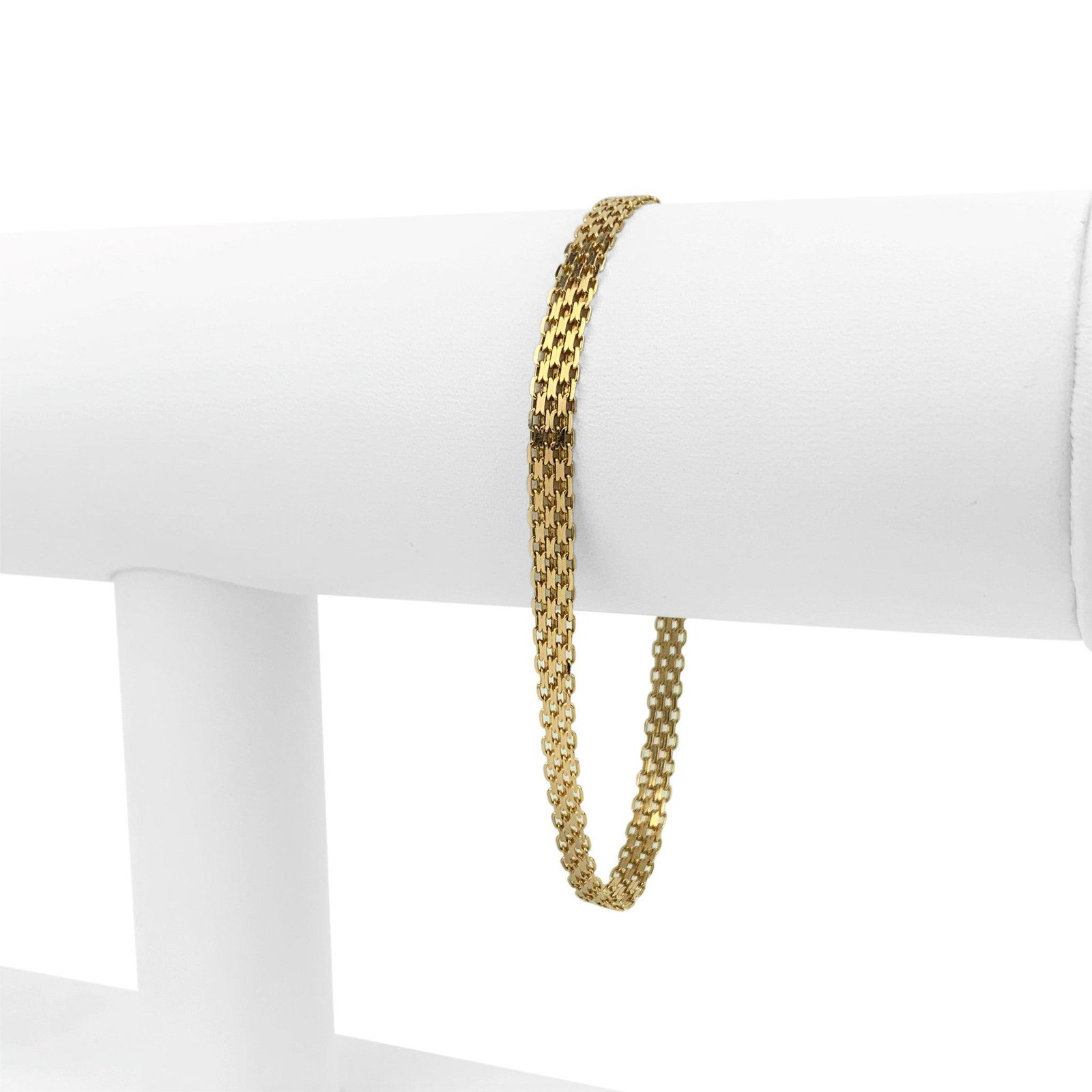 14k Yellow Gold Ladies 4mm Bismark Link Chain Bracelet: 14k Yellow Gold Ladies 4mm Bismark Link Chain Bracelet Italy 7" Condition: Excellent (Professionally Cleaned and Polished) Metal: 14k Gold (Marked, and Professionally Tested) Weight: 3.8g Length: 7 In