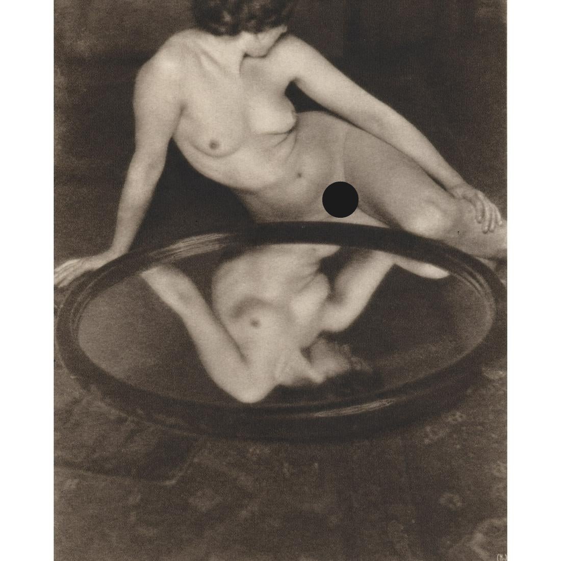 CLARENCE H. WHITE - Nude, 1909: Artist: CLARENCE H. WHITE Print Title: Nude, 1909 Medium: Sheet-fed Gravure Printing Date: 1970's Printed in Switzerland Image Size: 8.25 x 6.75 inches Clarence Hudson White (1871-1925) was an America