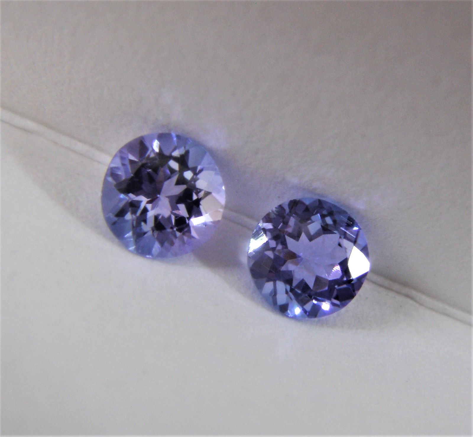 Tanzanite Round Pair - 1.10 ct (1 of 6)
