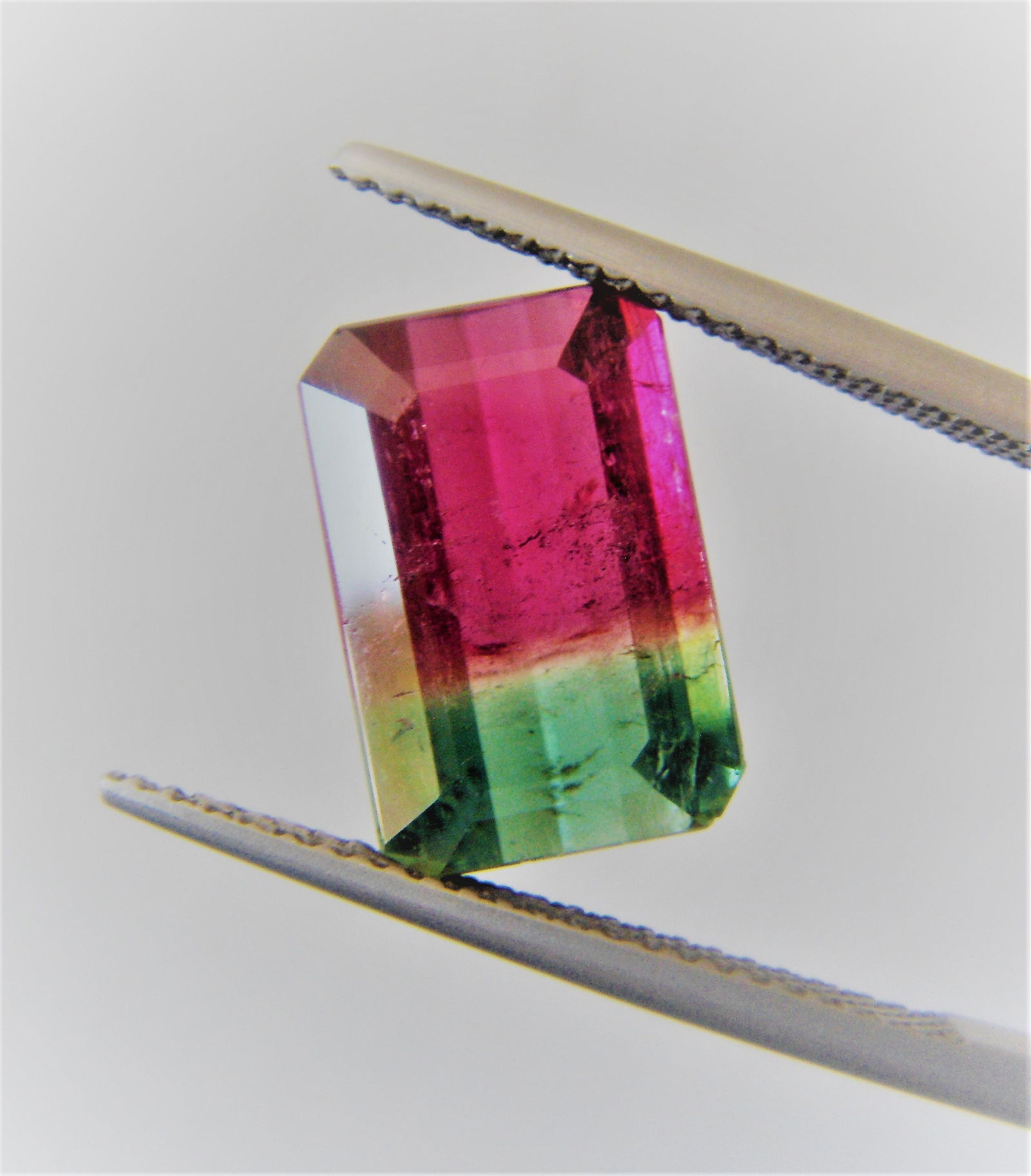 Watermelon Tourmaline Certified - 5.17 ct (1 of 10)