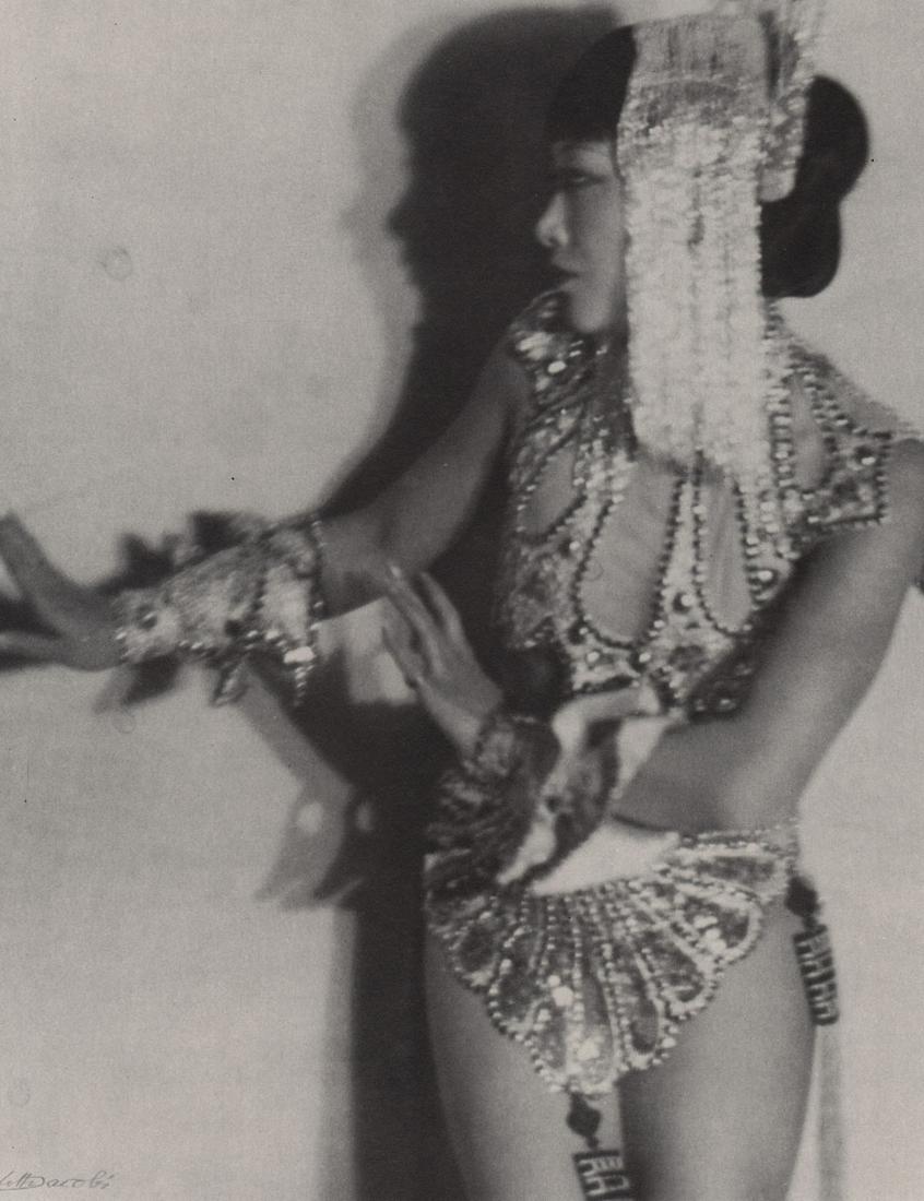 LOTTE JACOBI - Anna May Wong, Actress, Berlin, 1931: Artist: LOTTE JACOBI Print Title: Anna May Wong, Actress, Berlin, 1931 Printing Date: 1970’s Medium: Photo-lithograph Printed in: the US Image Size: 9 x 7” Reserve: $25.00 Shipping: Domestic: Flat