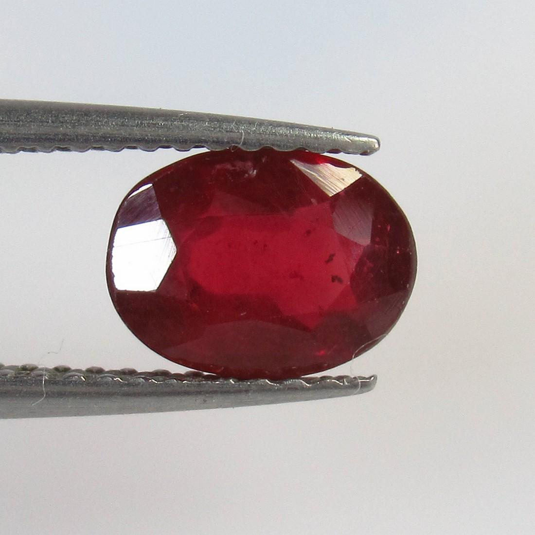1.83 Ct Natural Red Ruby Oval Cut (1 of 2)