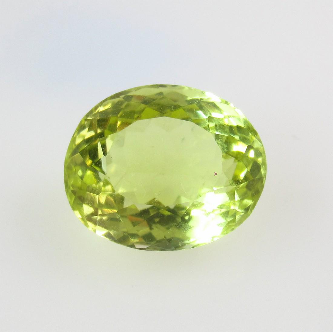 9.57 Ct Natural Lemon Quartz Oval Cut: No Reserve! Title: 9.57 Ct Natural Lemon Quartz Oval Cut Stone Clarity: VVS Gemstones: Natural Lemon Quartz Carat Weights: 9.57 Size/Dimensions: 14.70 x 12.10 x 9.30 mm Additional Information: Good Lu