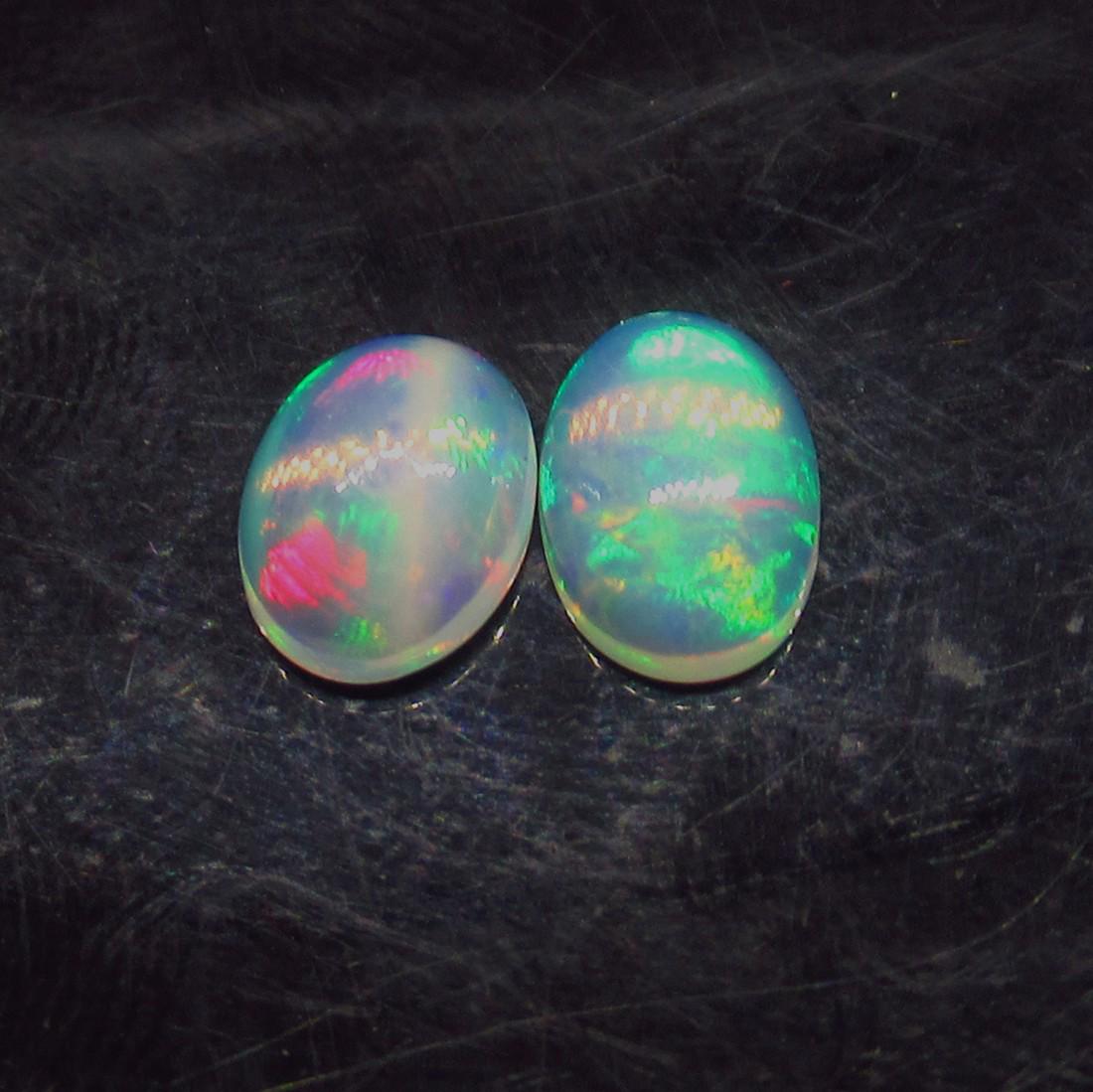 1.53 Ct Natural Ethiopian Multicolor Fire Opal Oval (1 of 3)