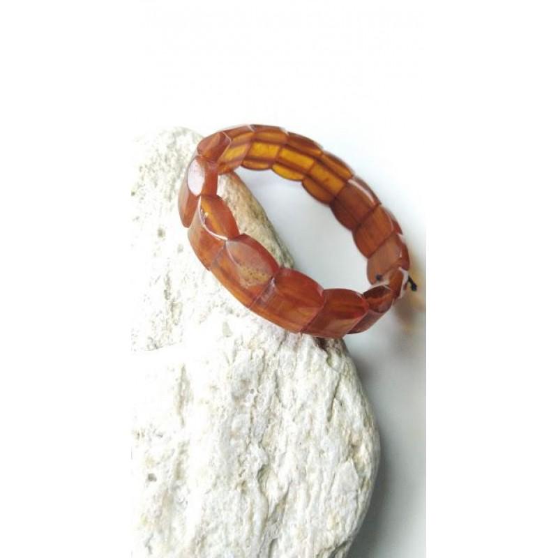 15 g. Vintage 100% natural Baltic amber bracelet cognac: Weight: 15 gram (0.52 oz) Beads size: 13x15 mm. Length: 550 mm Stone: 100% natural Baltic amber Treatment: no Condition: as on the photo (please check condition, can be amber damage) Tested 100% natur