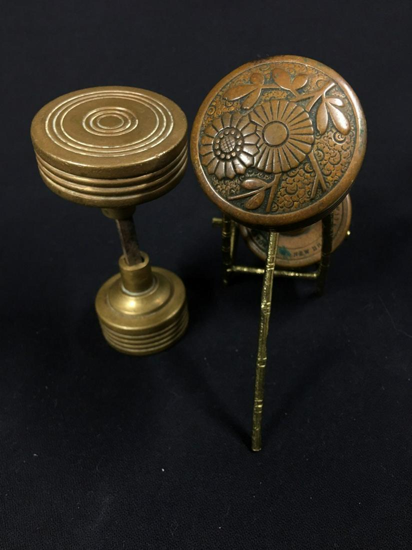 Two pair of fabulous Arts Crafts antique doorknobs: Title: Two pair of fabulous Arts Crafts antique doorknobs Date/Period: 1885-1910 Materials: Cast Bronze Dimensions: Floral Pattern Pair: 2.5 and 2 inches round Bullseye set: 2.5 and 2 inches round Des