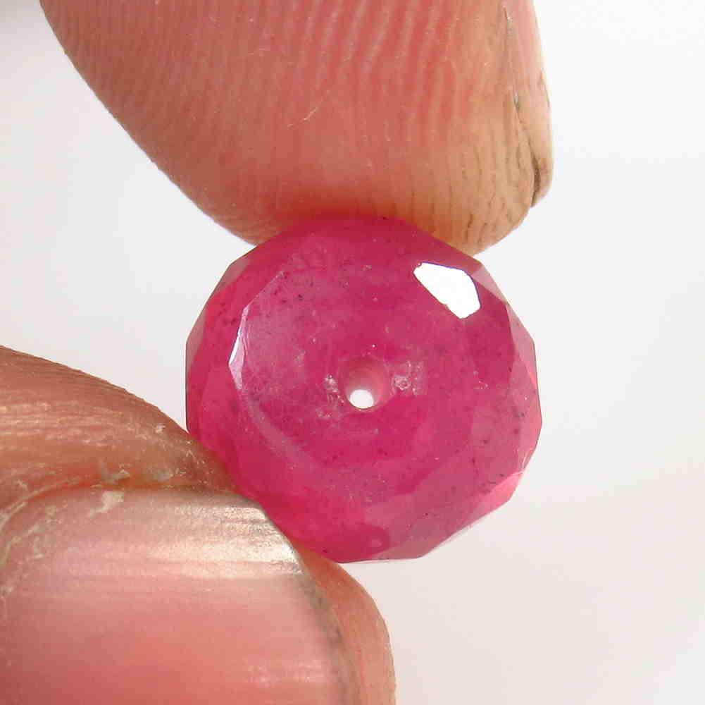 6.82 Ctw Natural Mozambique Red Ruby Round Beads (1 of 2)