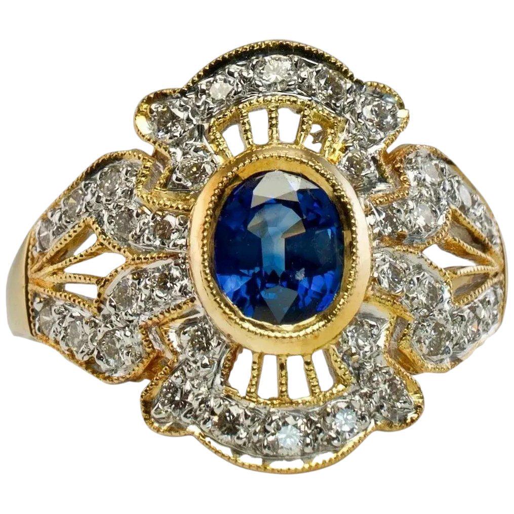 Diamond Sapphire Ring 18K Gold Band Vintage (1 of 10)