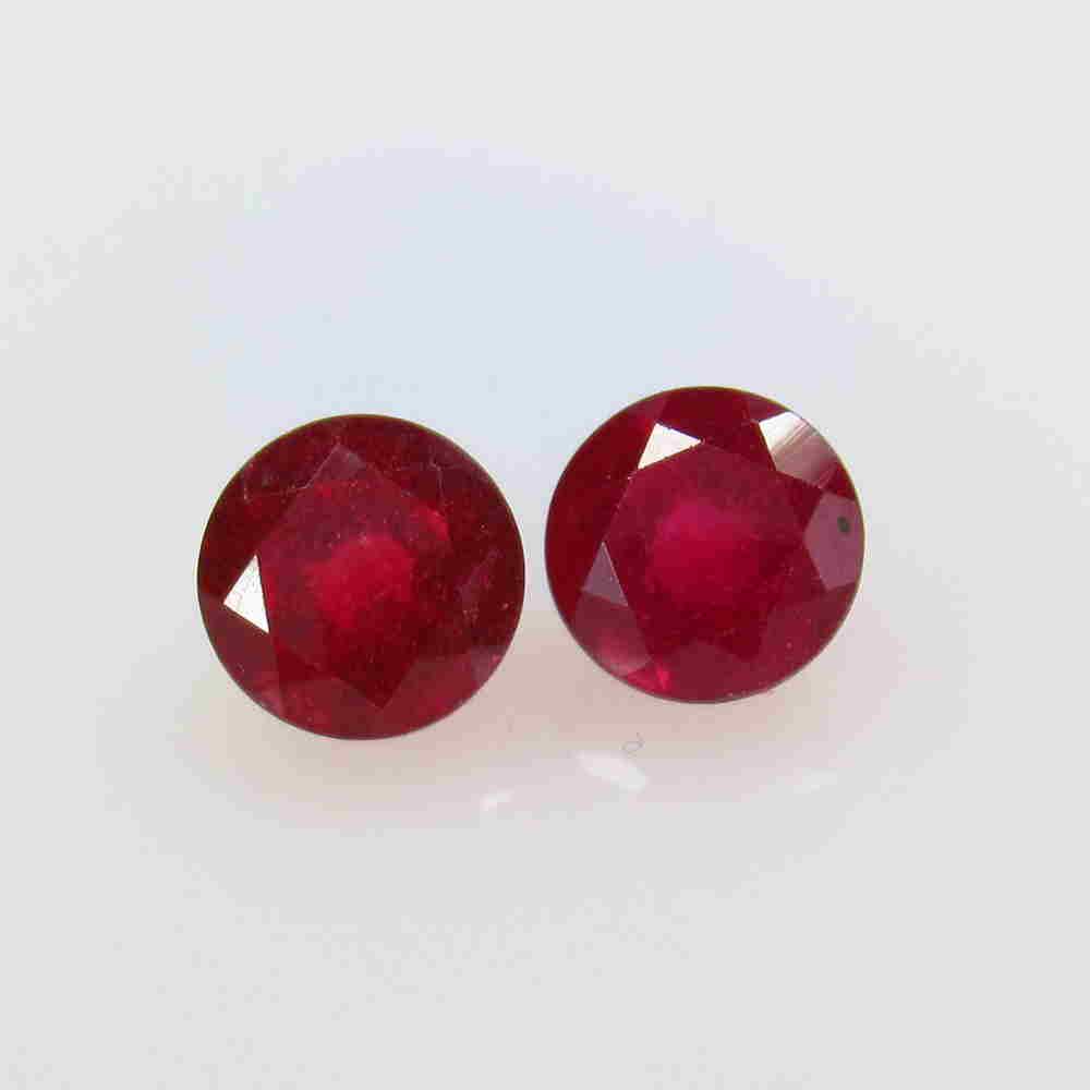 4.15 Ct Natural Red Ruby Round Pair (1 of 2)