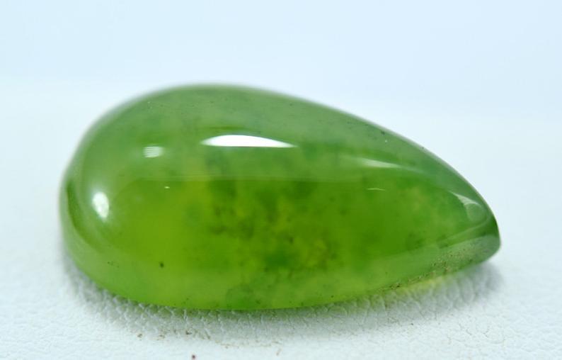 21.75 cts Beautiful Grasolar Idocrase Cabochon (1 of 5)