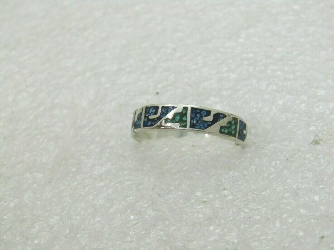 Vintage Inlaid Turquoise & Lapiz Mexican Ring, Sz. 7,: Vintage Sterling Inlaid Turquoise & Lapis Lazuli Ring, Sz. 7. This has a Mexican cultural design of angled inlaid steps filled with chips of turquoise and lapis lazuli that alternate around the ring. 