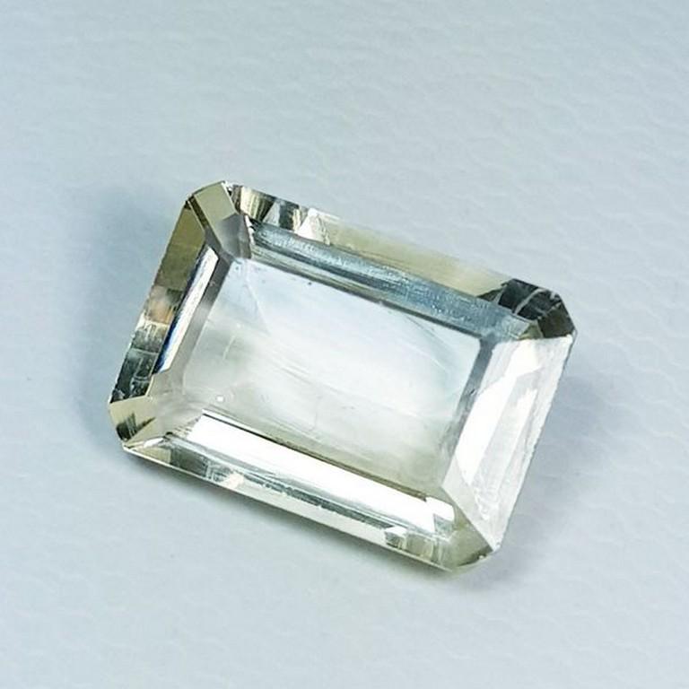 Natural Scapolite Emerald Cut - 2.93 ct (1 of 5)